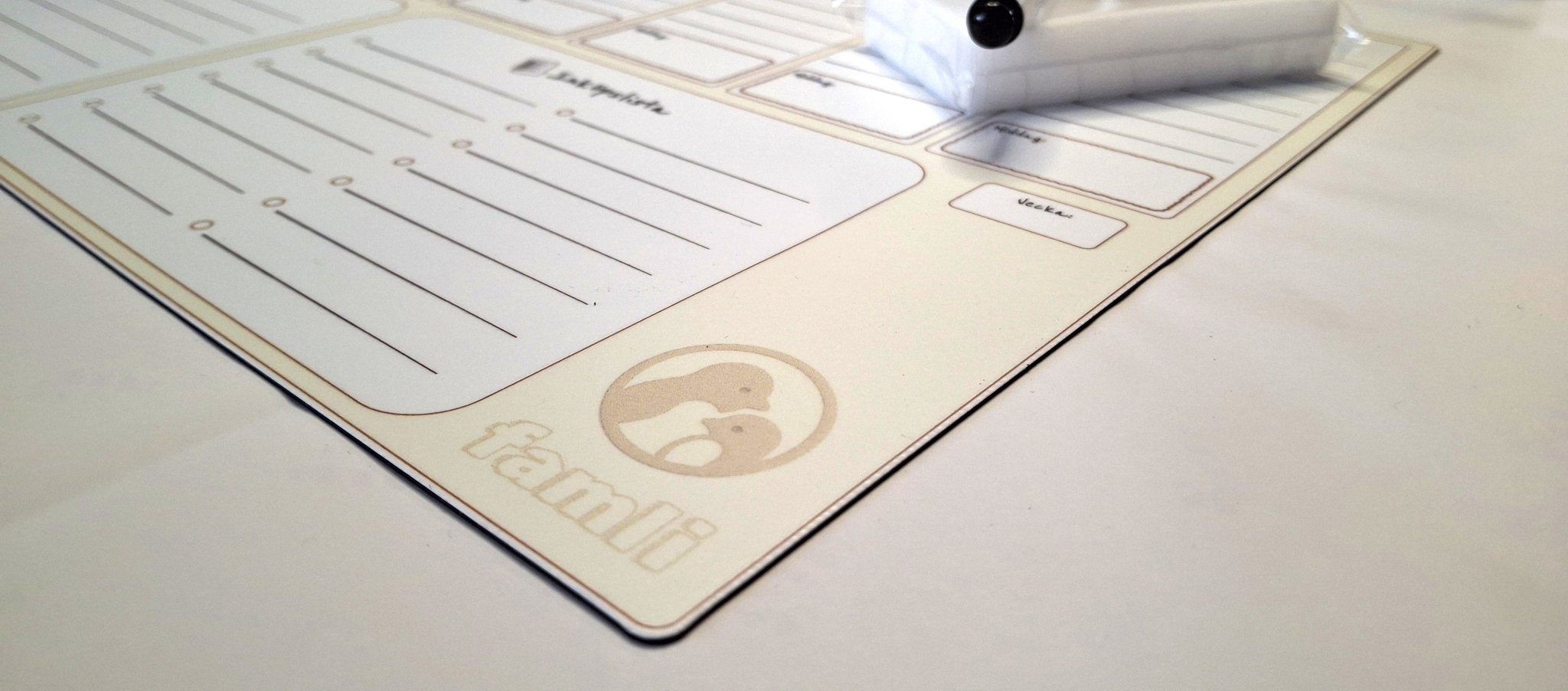 FamliBoard - Magnetisk Veckoplanerare och 1 st penna Fri frakt! - Famli Board